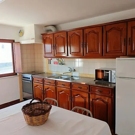 Casa Do Guarda - Arrifana 5min Walk Apartment *