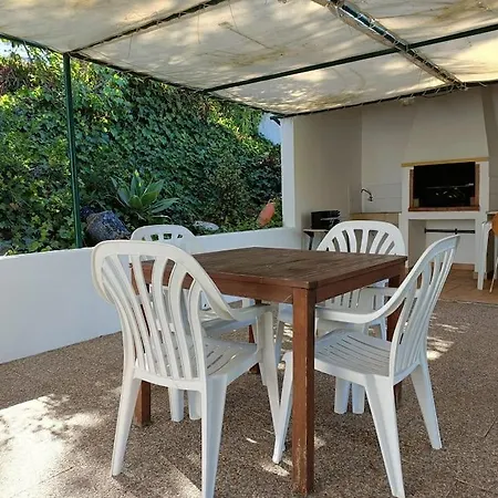 Casa Do Guarda - Arrifana 5min Walk Daire